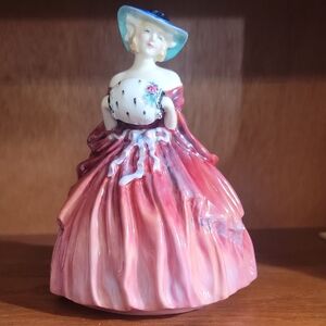 Royal Doulton "Genevieve" Bone China Figurine HN1962 Made In England